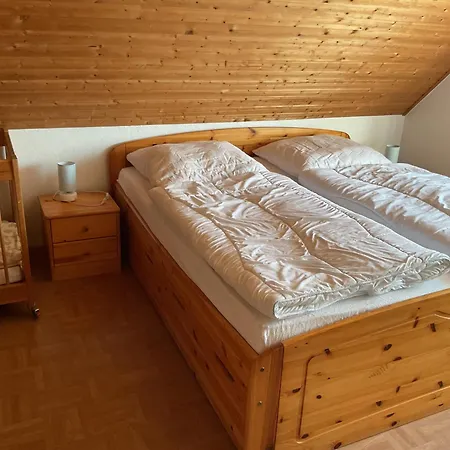 In 20-006a Hébergement de vacances